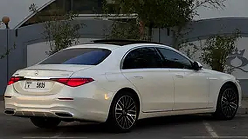 2023 Mercedes-Benz S-Class for Rent in Dubai International Airport photo 3