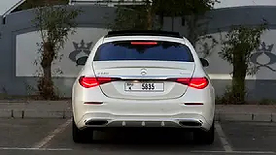 2023 Mercedes-Benz S-Class for Rent in Dubai International Airport photo 5