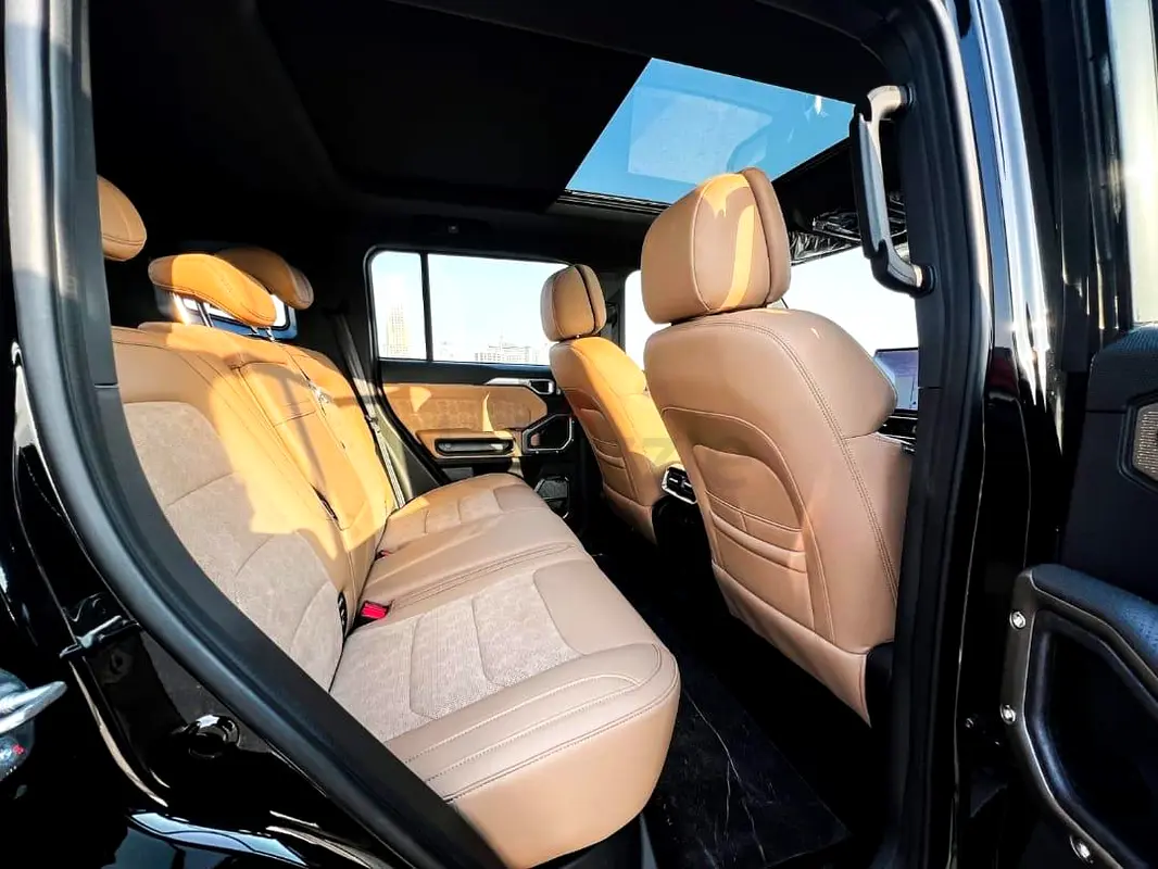 2025 Jetour T2 for Rent in Business Bay (Black, Automatic, 5 Seater, Lavish Cars) photo 6