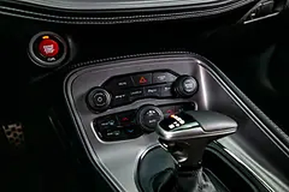 Dodge Challenger SRT Hellcat V8 photo 5