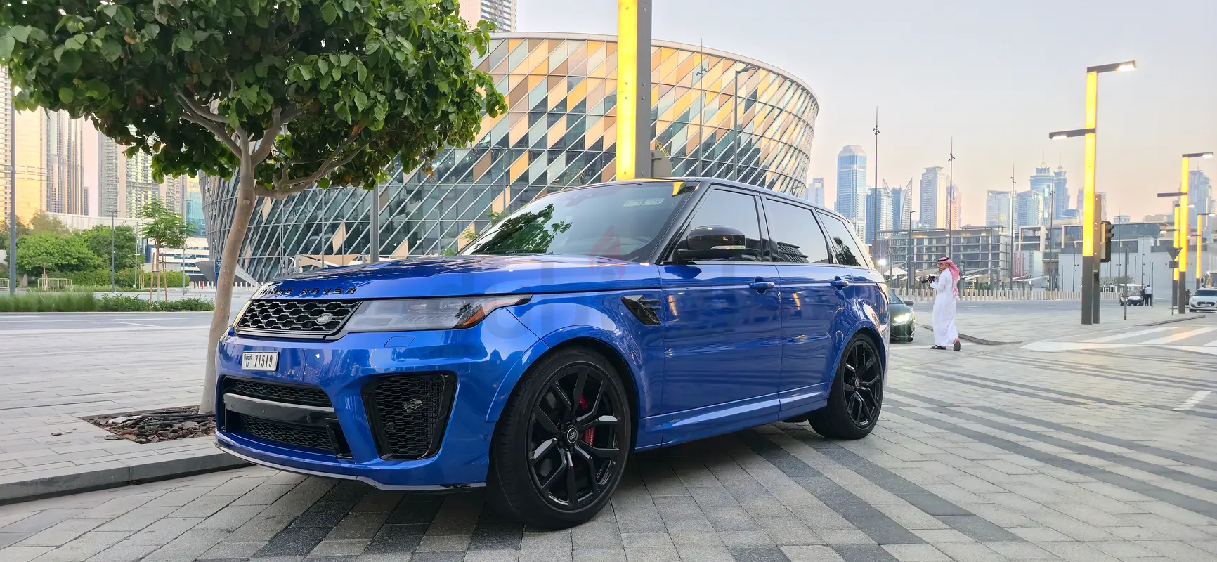 2022 Land Rover Range Rover Sport for Rent in Dubai Marina photo 6