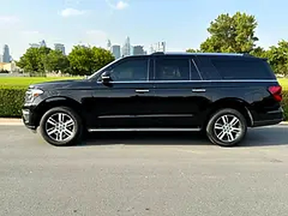 2022 Ford Expedition for Rent in Palm Jumeirah photo 2