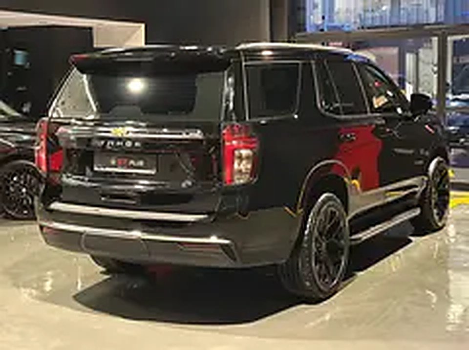 2023 Chevrolet Tahoe for Rent in Al Quoz Industrial Area 2 photo 4