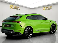 2021 Lamborghini Urus for Rent in Al Barsha 1 photo 4