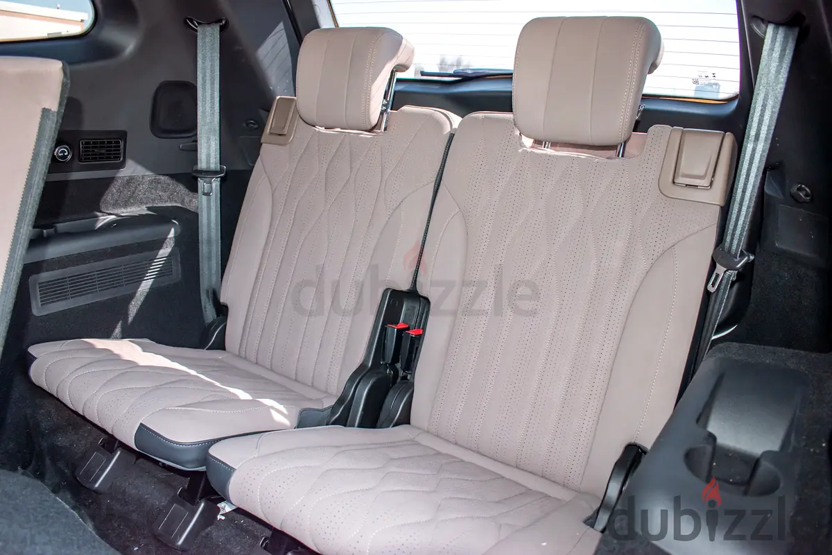 2026 Chery Tiggo 8 for Rent in Port Saeed photo 9