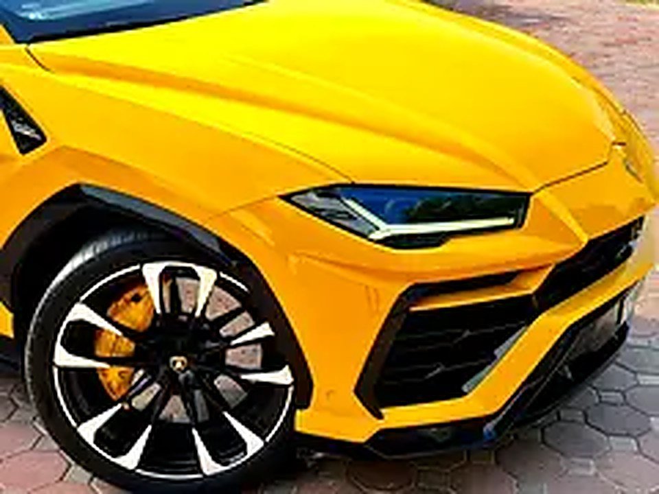 2023 Lamborghini Urus for Rent in Downtown Dubai photo 2