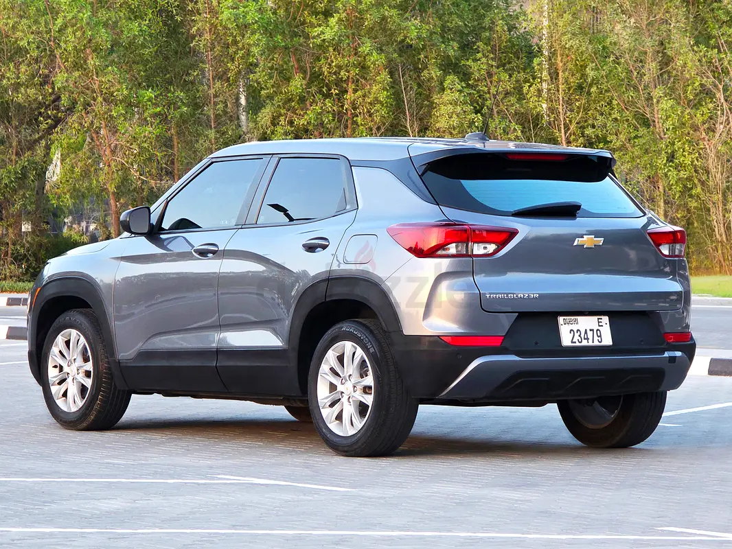 2021 Chevrolet Trailblazer for Rent in Al Mamzar Front photo 6
