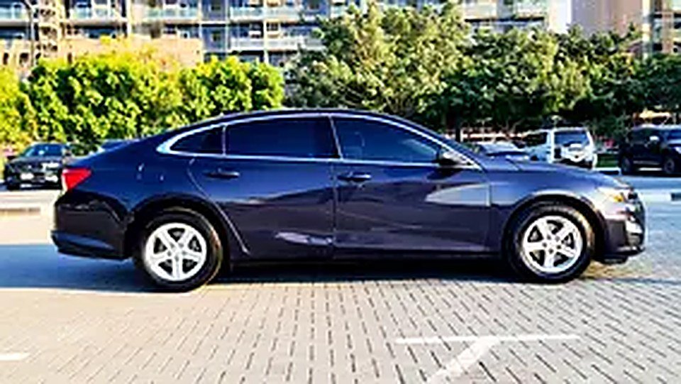 Chevrolet Malibu LS - Smart, Spacious, and Reliable photo 4