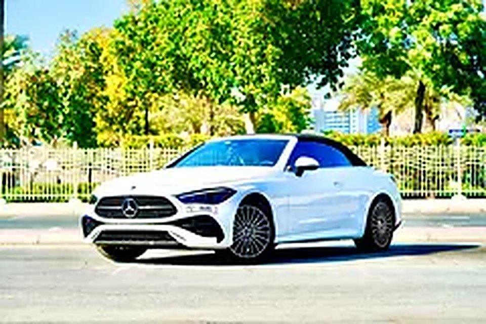 2025 Mercedes-Benz CLE-Class for Rent in Al Barsha 1 photo 3