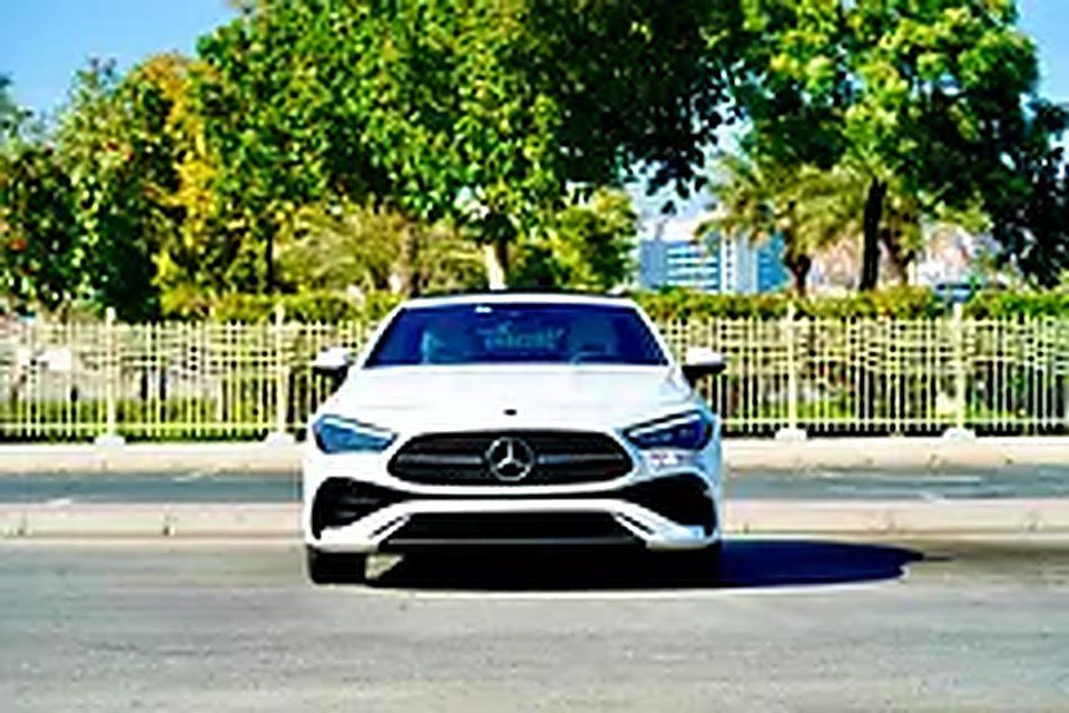 2025 Mercedes-Benz CLE-Class for Rent in Al Barsha 1 photo 4