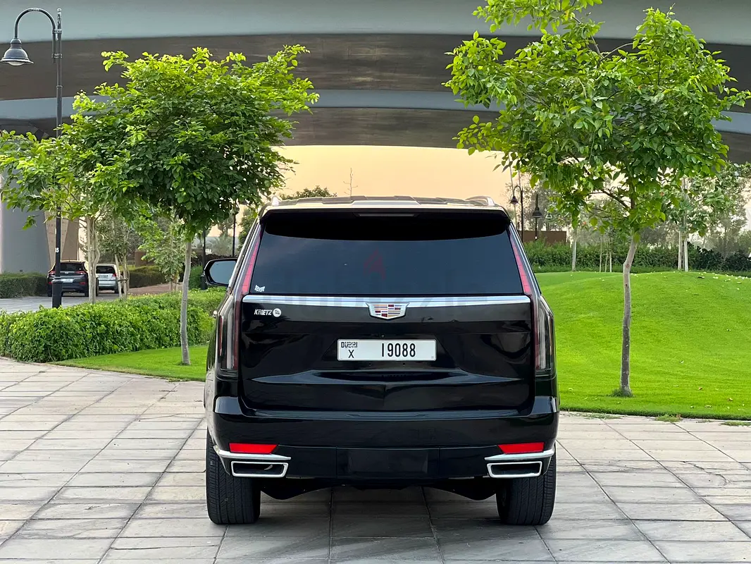2023 Cadillac Escalade for Rent in Airport Road Area photo 9