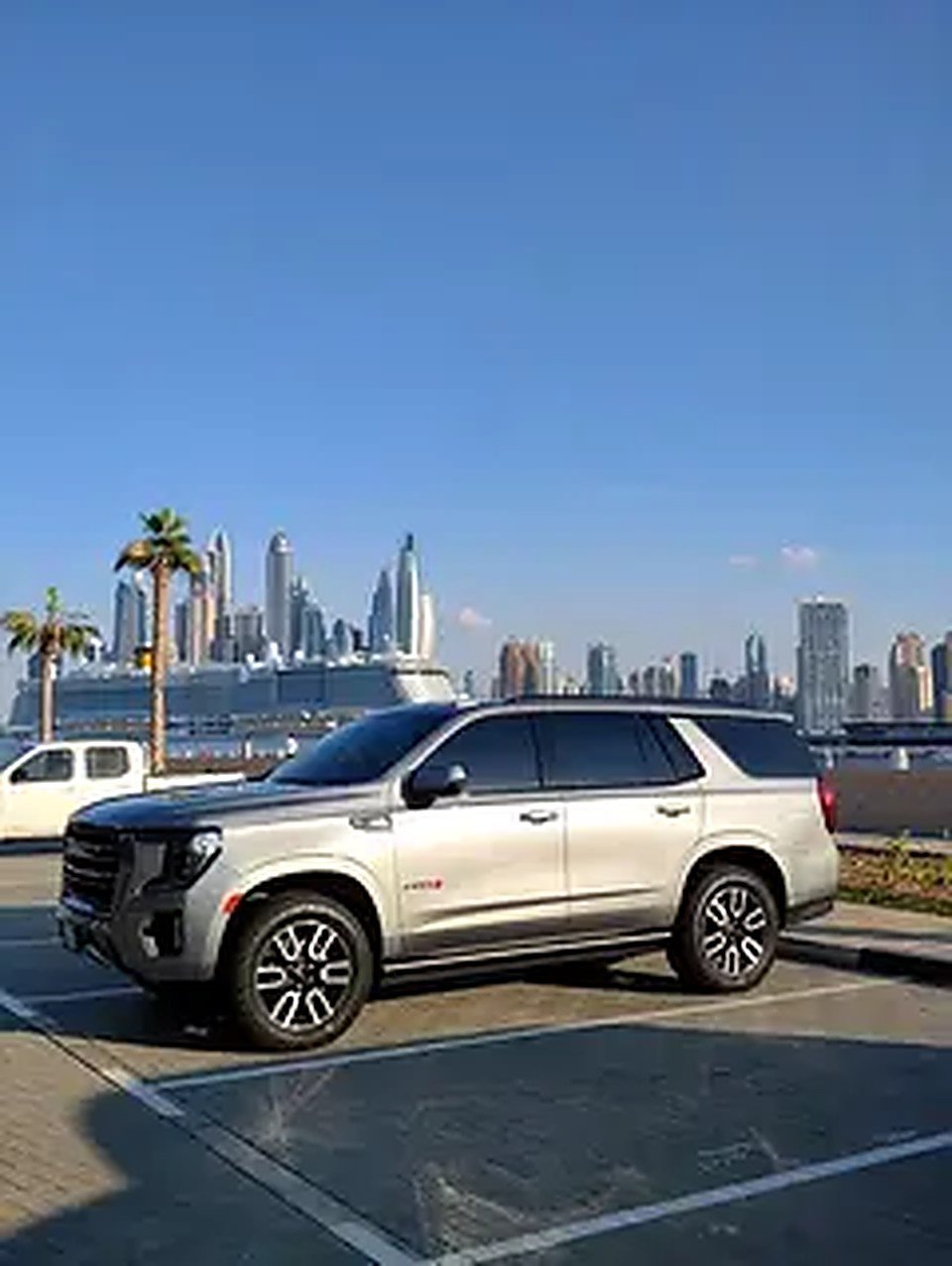 2023 GMC Yukon for Rent in Barsha Heights (Tecom) photo 5