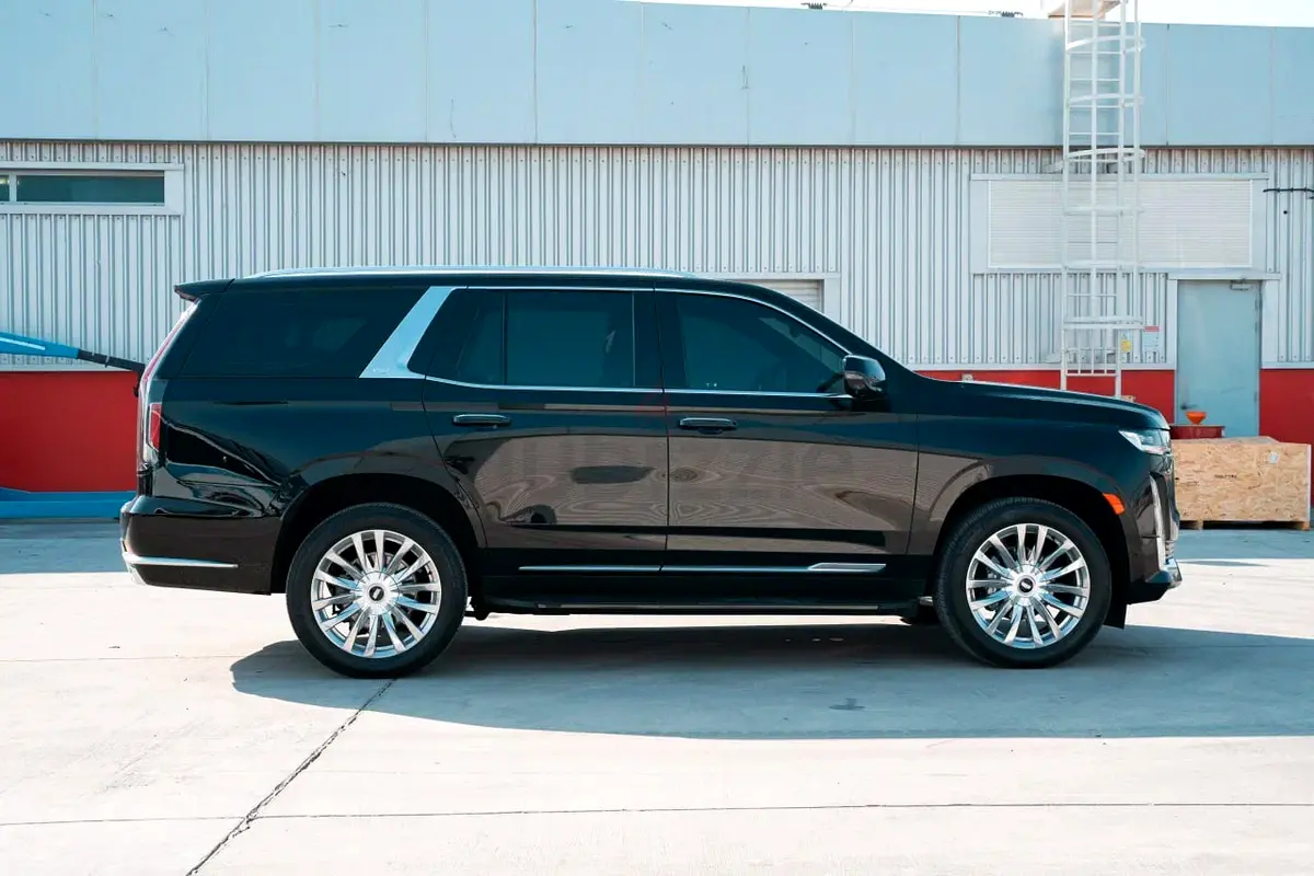 2023 Cadillac Escalade for Rent in Barsha Heights (Tecom) photo 8