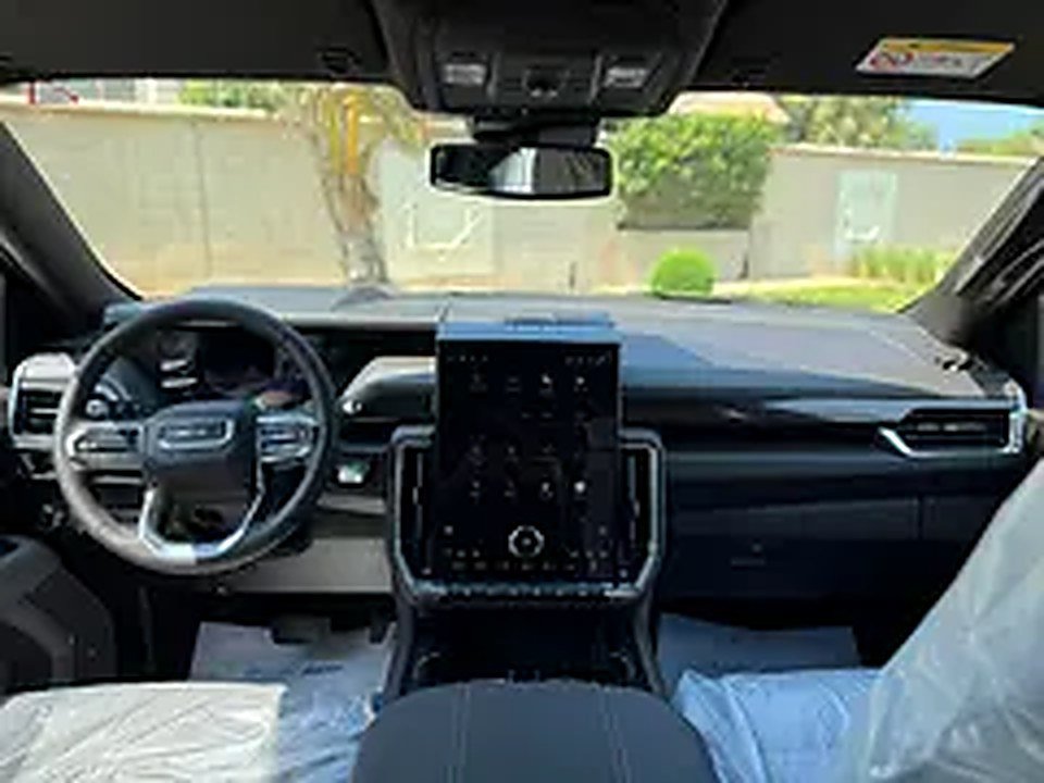 2025 GMC Yukon for Rent in Abu Hail photo 2