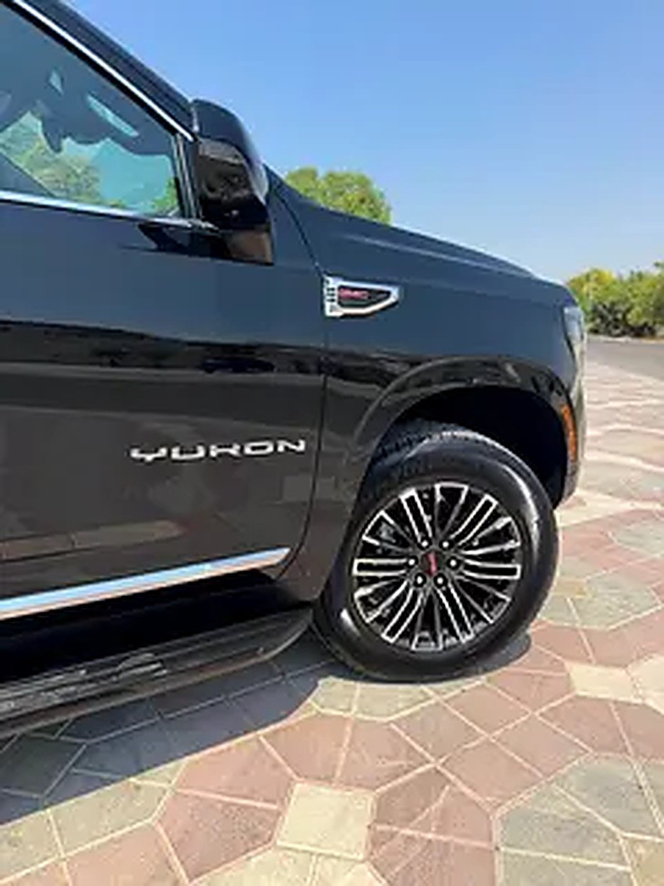 2025 GMC Yukon for Rent in Abu Hail photo 3