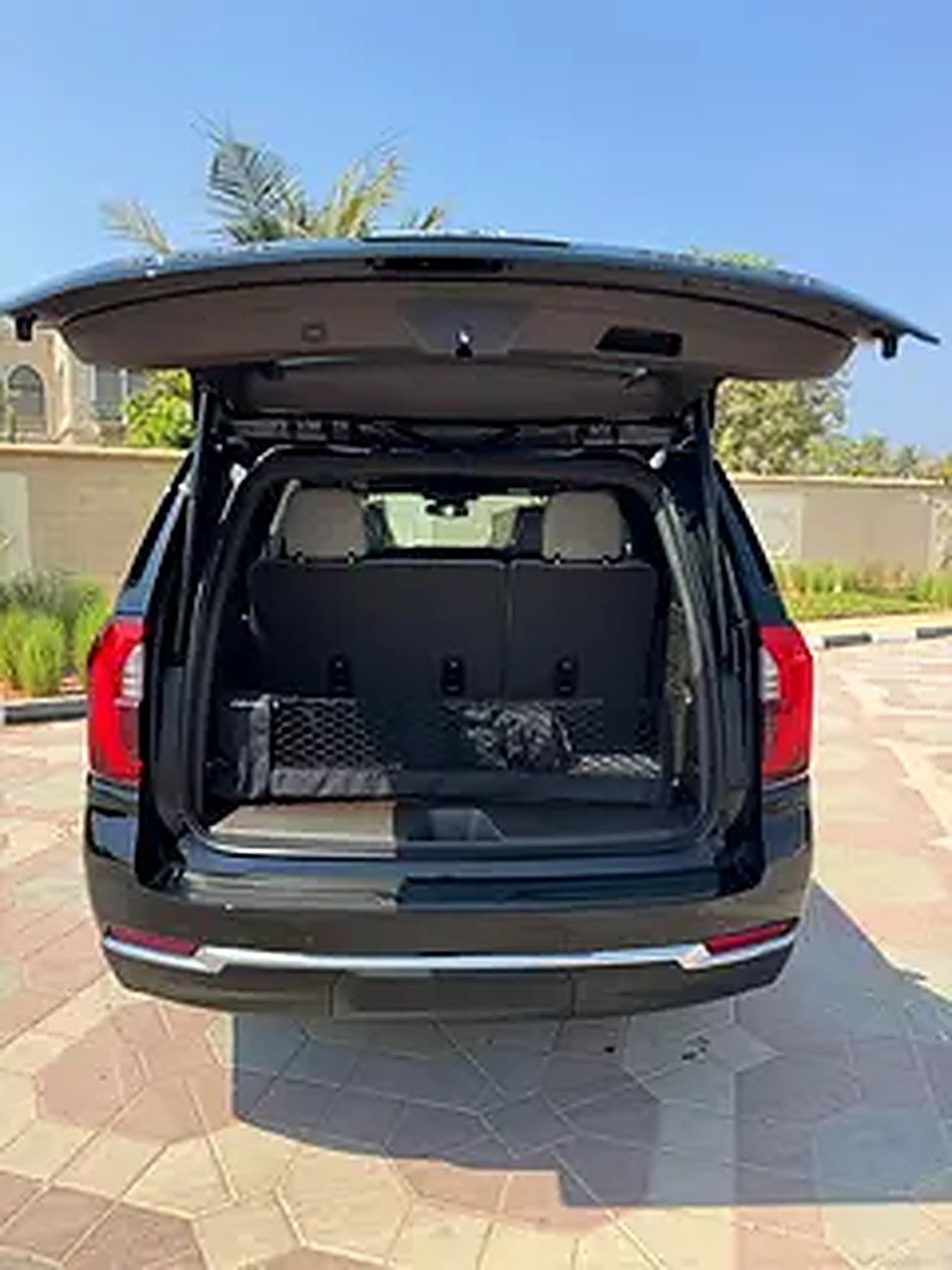 2025 GMC Yukon for Rent in Abu Hail photo 4