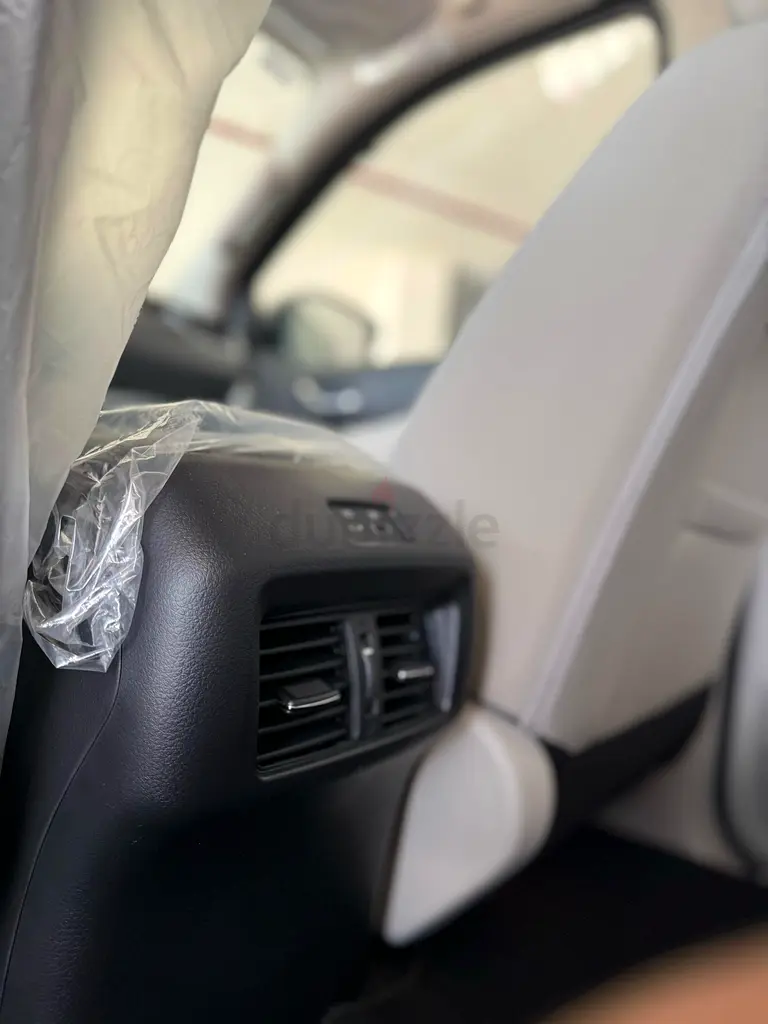2024 Nissan Xterra for Rent in Al Karama photo 9