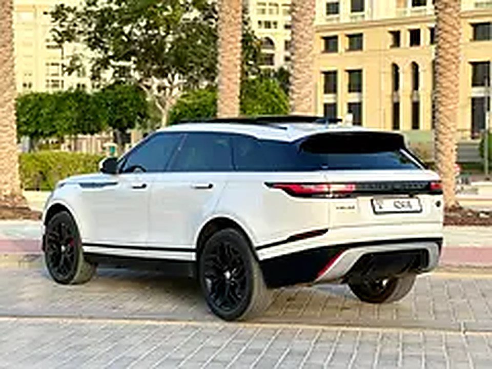 2020 Land Rover Range Rover Velar for Rent in Al Jaddaf photo 4