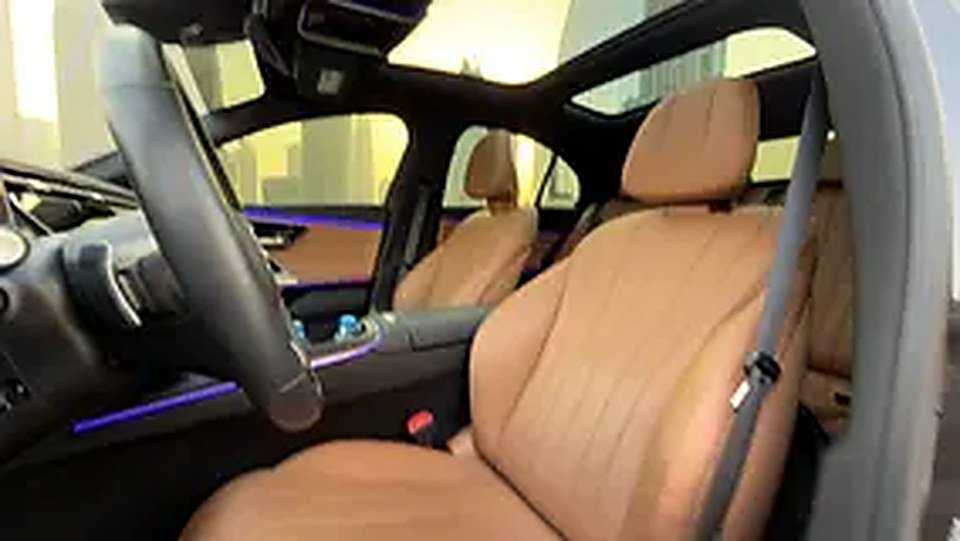Mercedes E450 photo 5