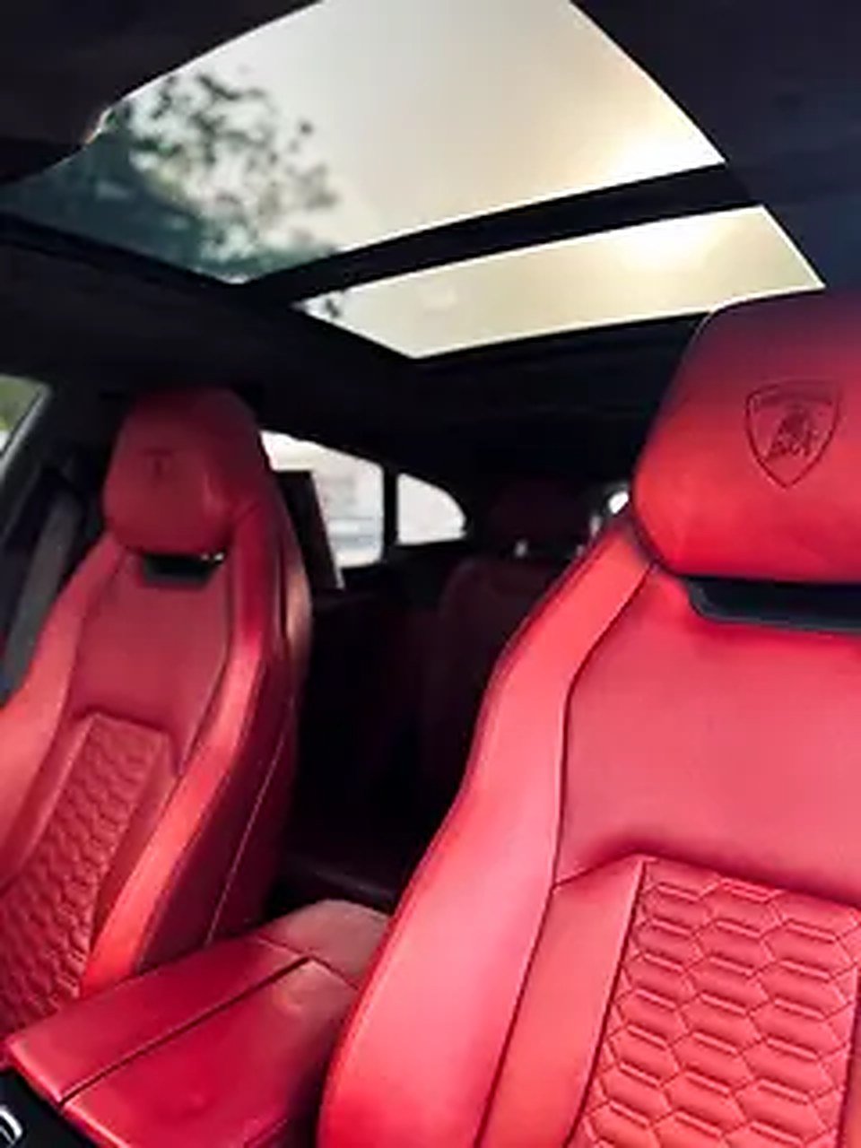 Lamborghini Urus SE Green photo 3
