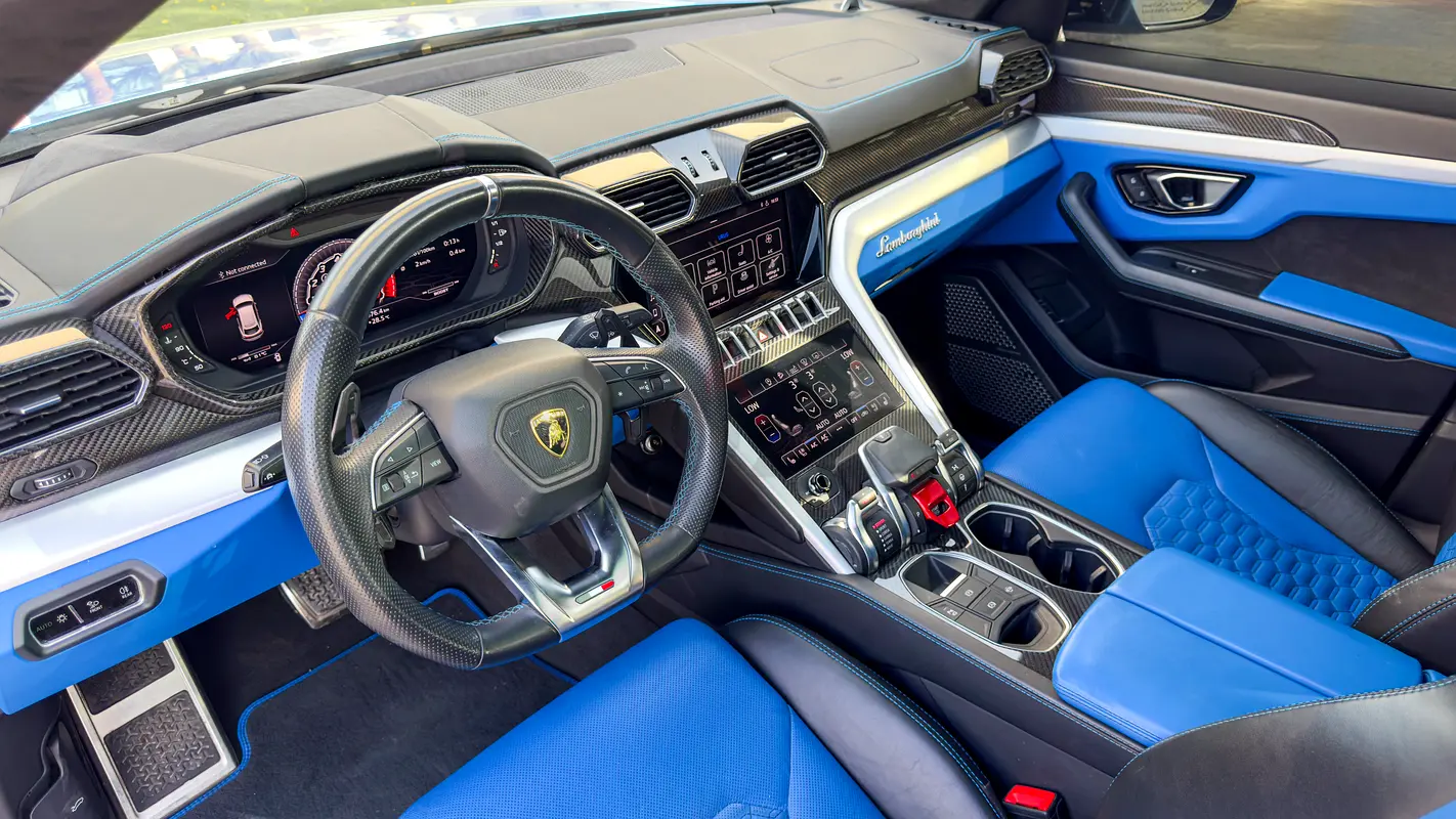 2024 Lamborghini Urus for Rent in Al Quoz Industrial Area 4 photo 8