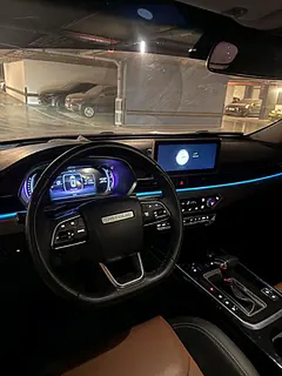 Spacious - Premium 7-Seater SUV - Affordable photo 5