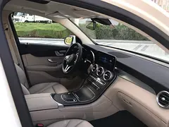 2021 Mercedes-Benz GLC-Class for Rent in Hor Al Anz photo 4