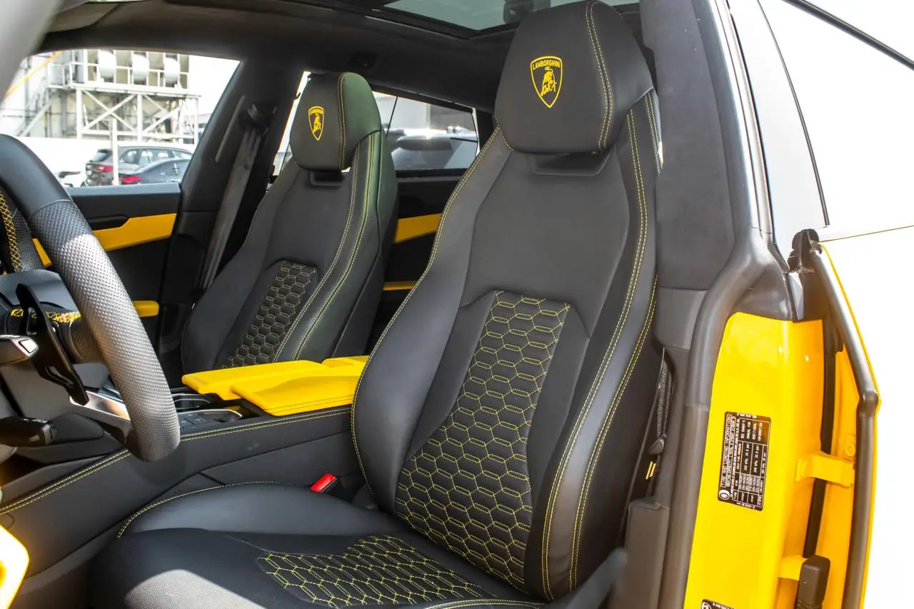 Rent a 2022 Lamborghini Urus Yellow in Dubai photo 2