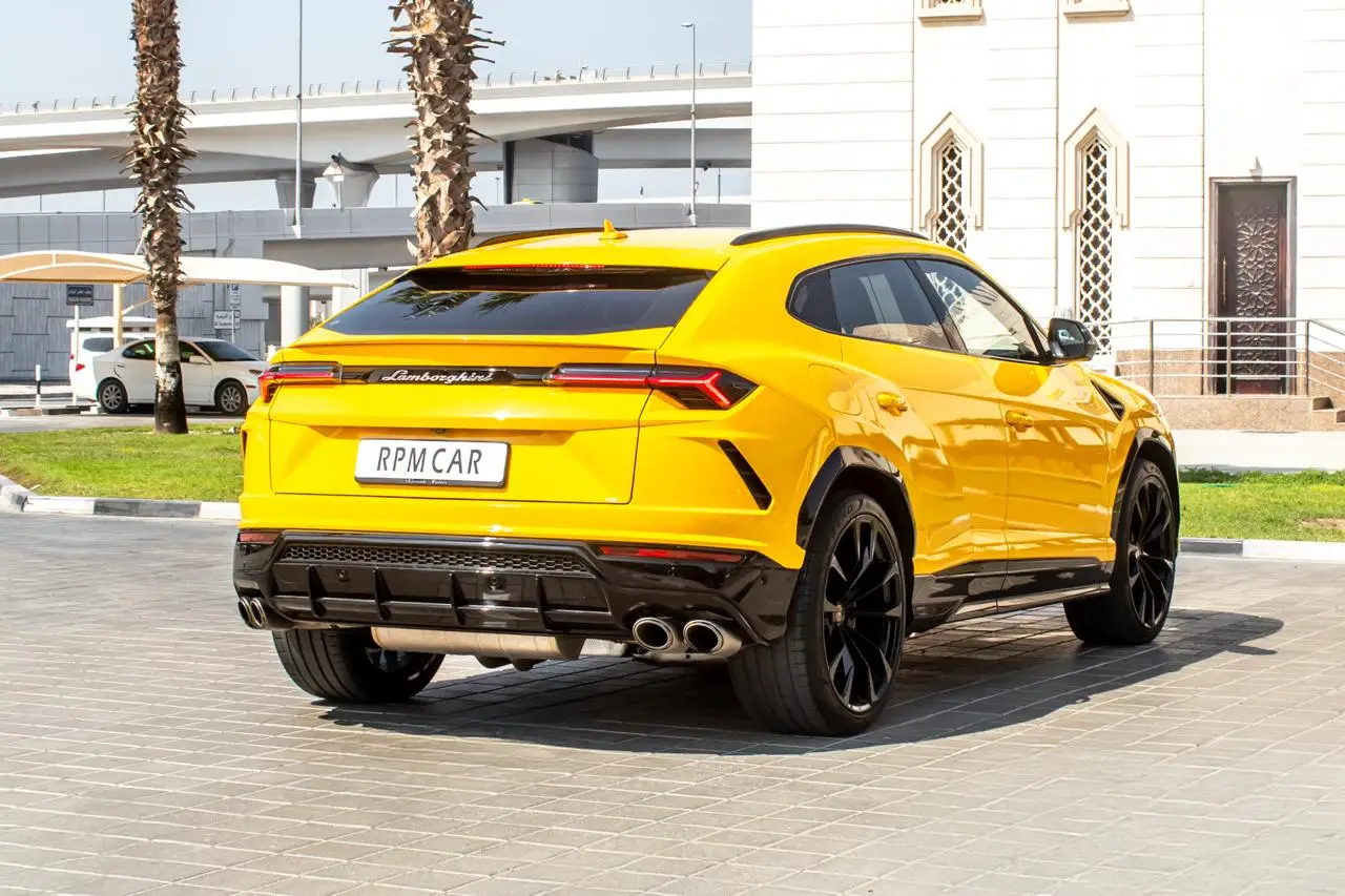 Rent a 2022 Lamborghini Urus Yellow in Dubai photo 7