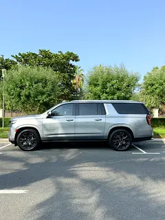 2024 Chevrolet Suburban for Rent in Al Barsha 1 photo 10