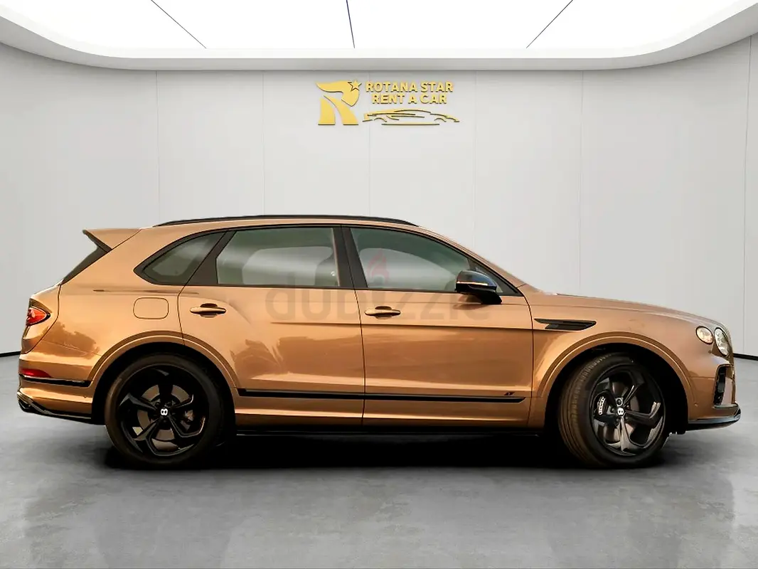 2022 Bentley Bentayga for Rent in Al Barsha 1 photo 3