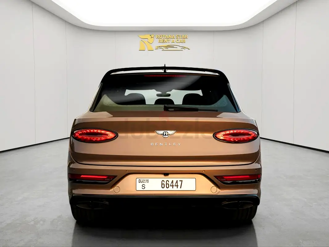 2022 Bentley Bentayga for Rent in Al Barsha 1 photo 4