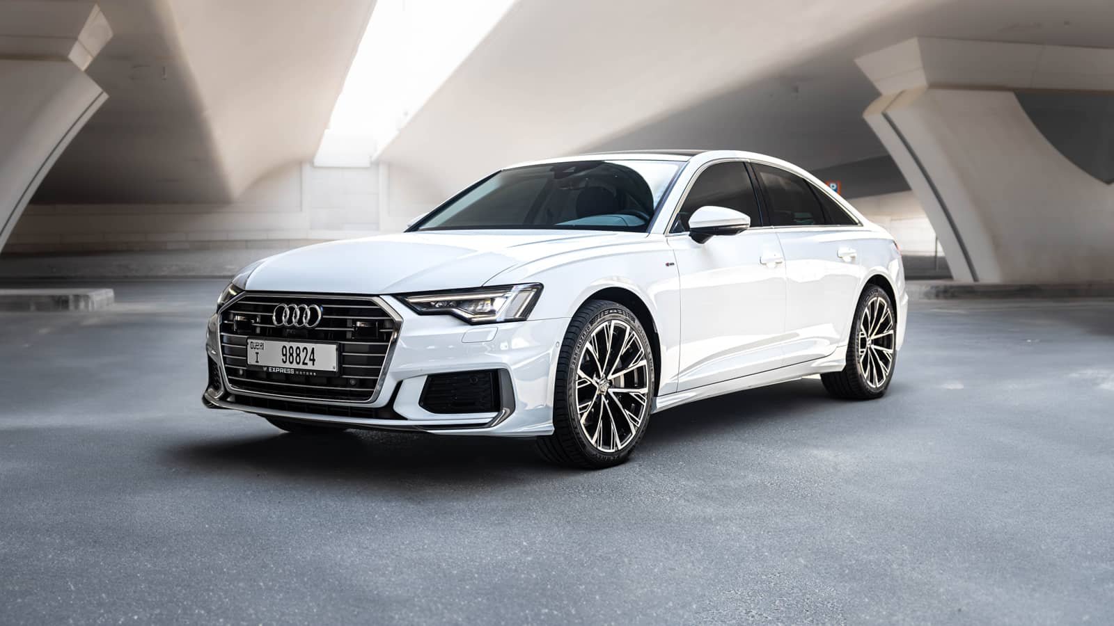 Rent Audi A6 in Dubai photo 2