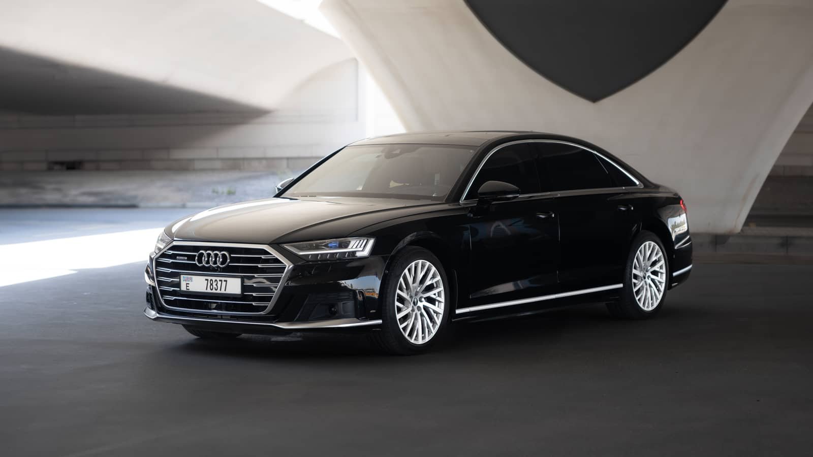 Rent Audi A8 in Dubai photo 2