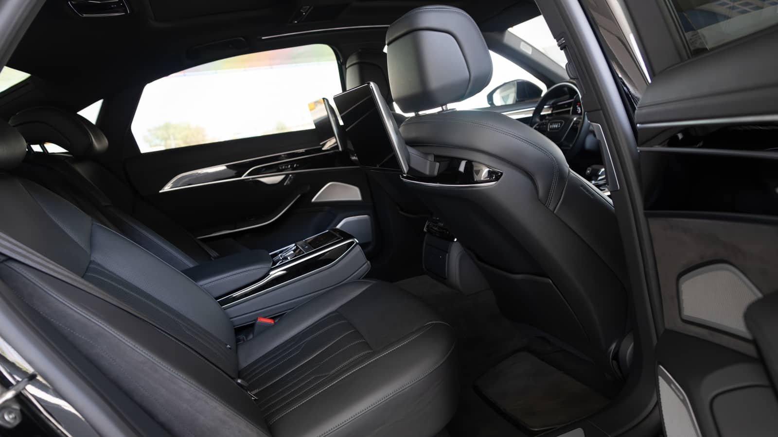 Rent Audi A8 in Dubai photo 7
