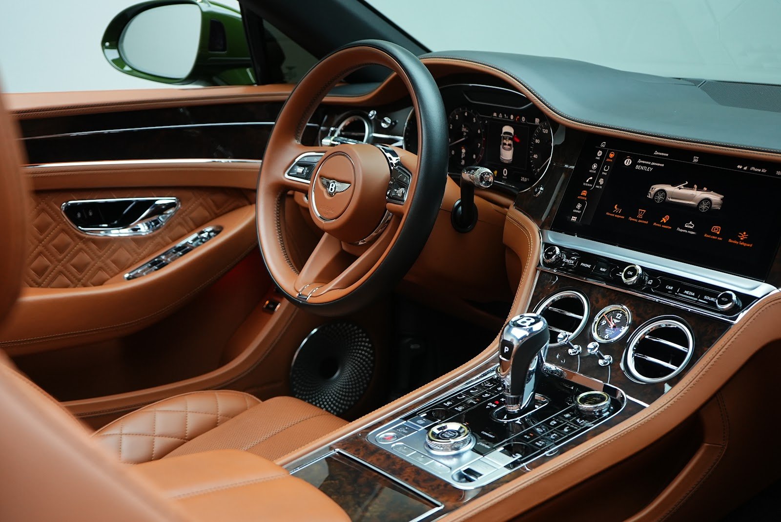 Rent Bentley GTC in Dubai photo 4