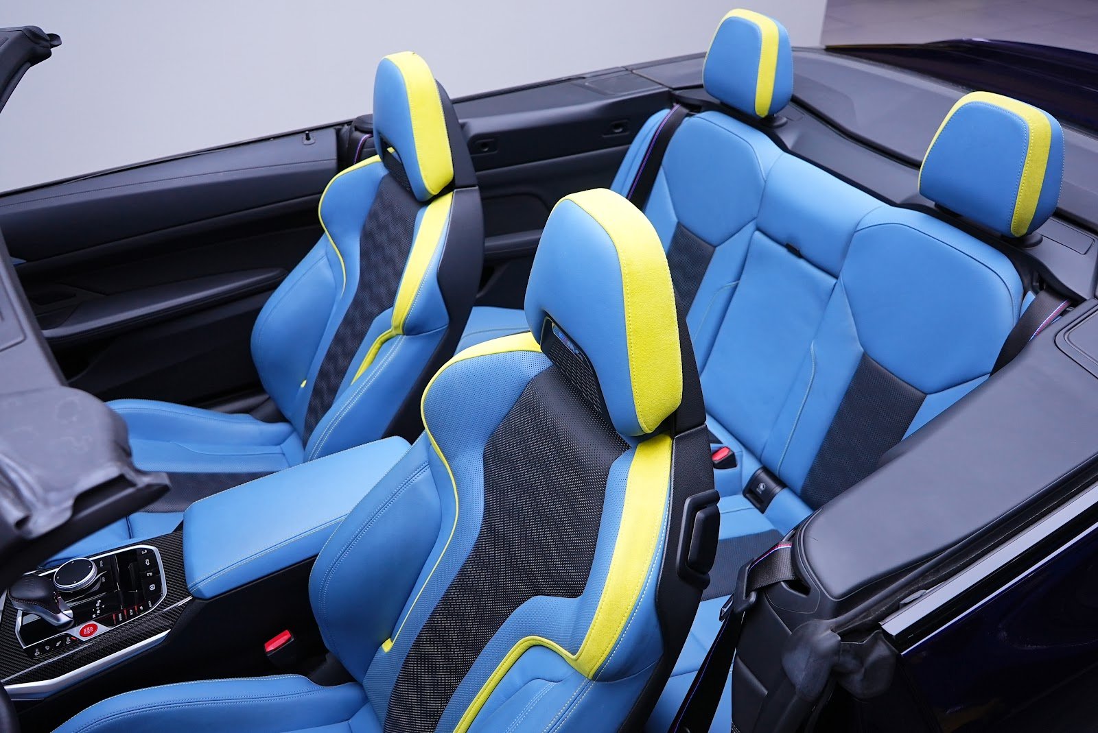 Rent BMW M4 Convertible in Dubai photo 13