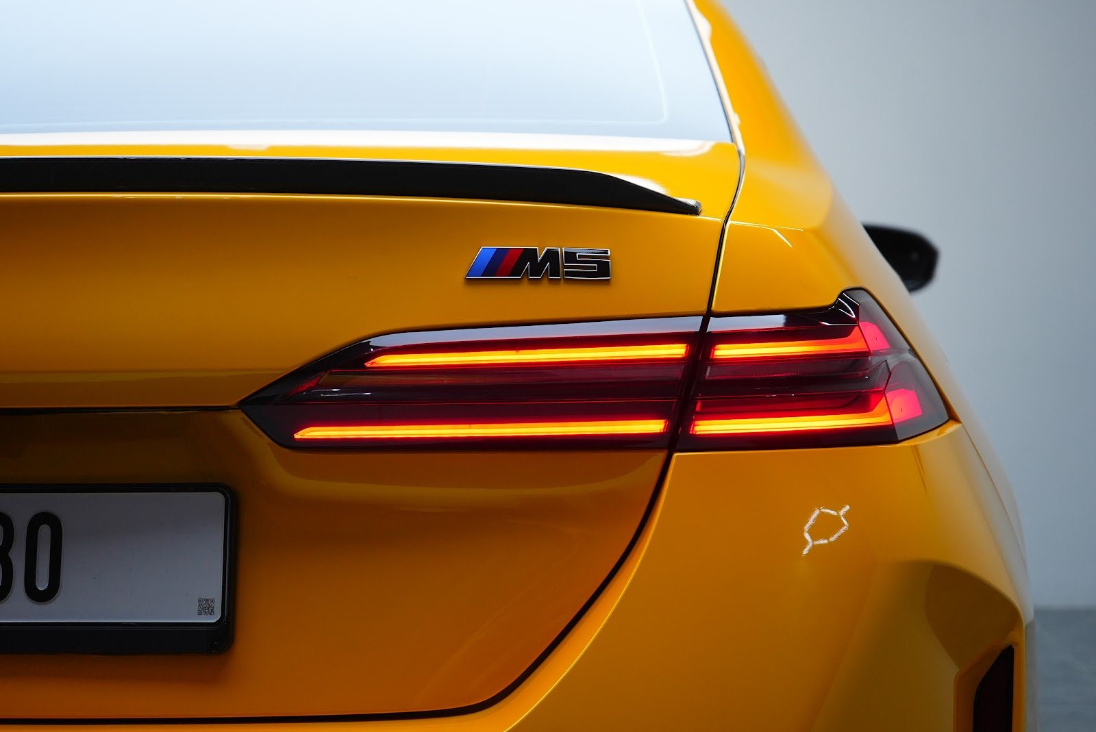 Rent BMW M5 G90 in Dubai (Yellow) photo 3