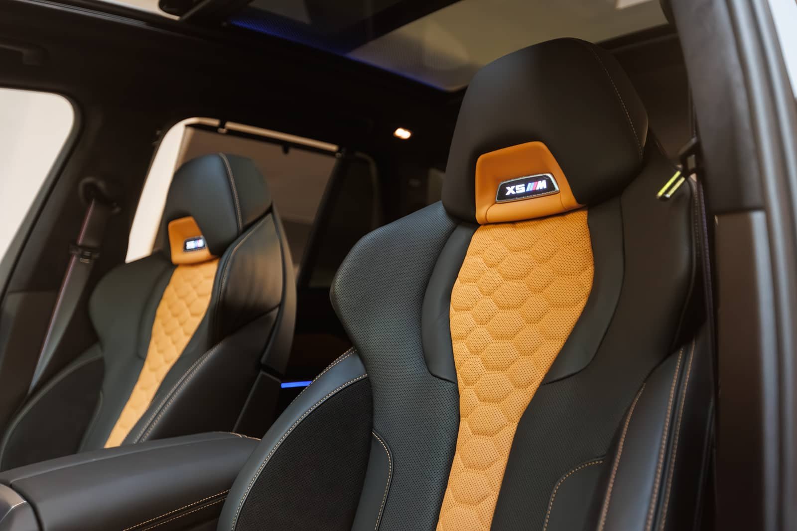 Rent 2025 BMW X5M in Dubai photo 7