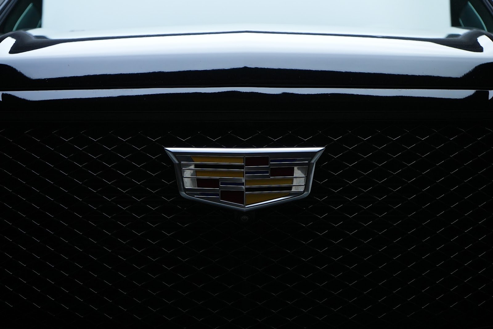 Rent Cadillac Escalade Platinum Sport in Dubai photo 13