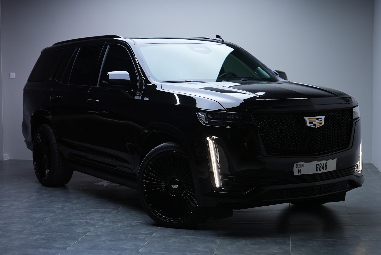 Rent Cadillac Escalade Platinum Sport in Dubai photo 20