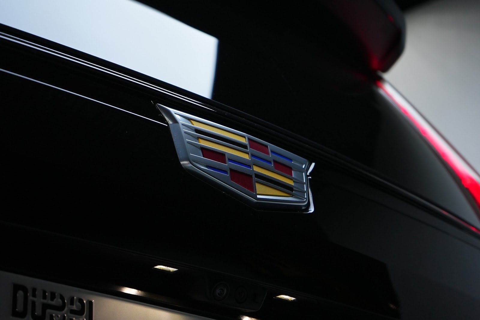 Rent Cadillac Escalade Platinum Sport in Dubai photo 3