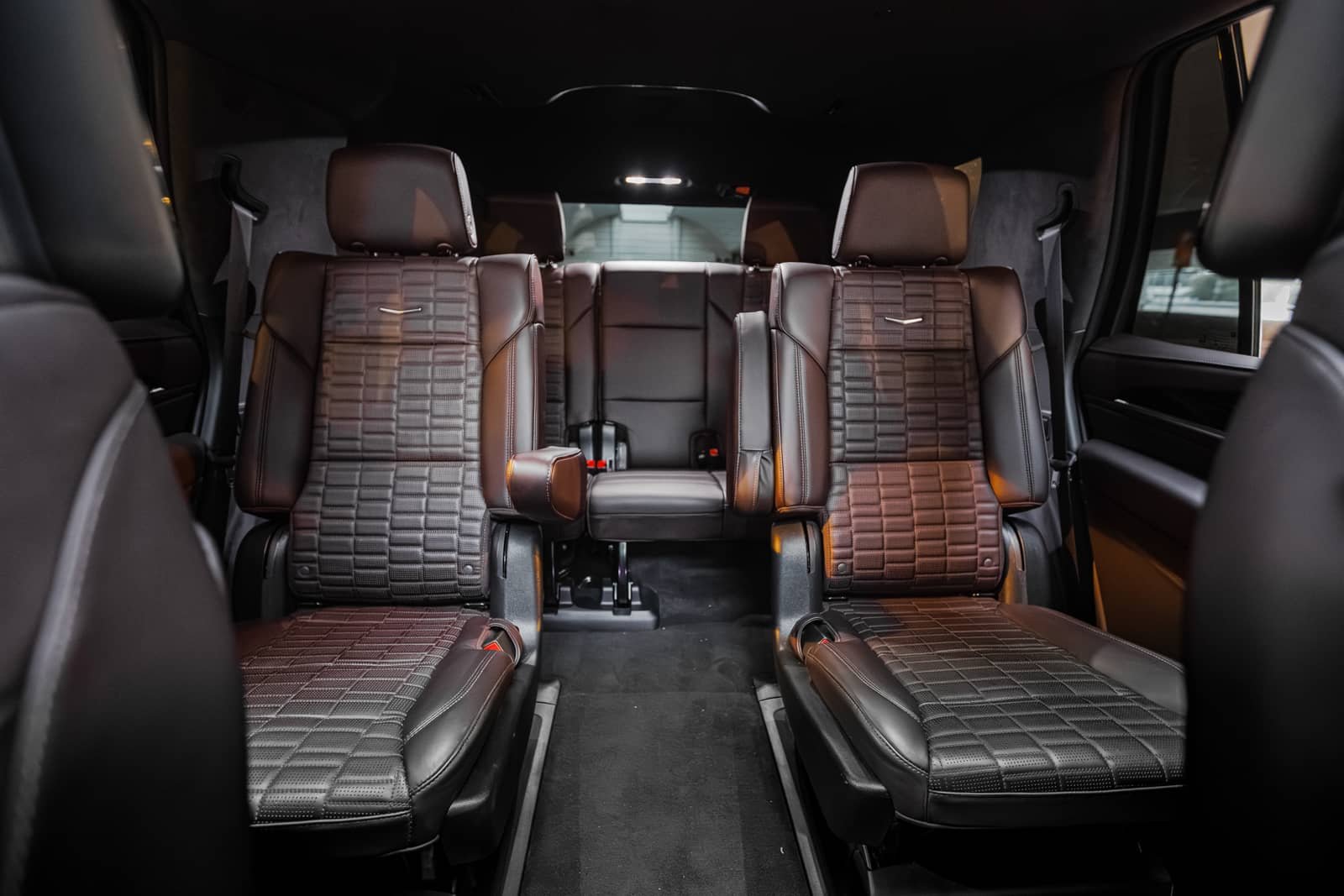 Rent Cadillac Escalade V in Dubai photo 8