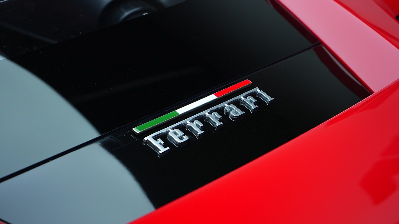 Rent Ferrari F8 Tributo in Dubai photo 3