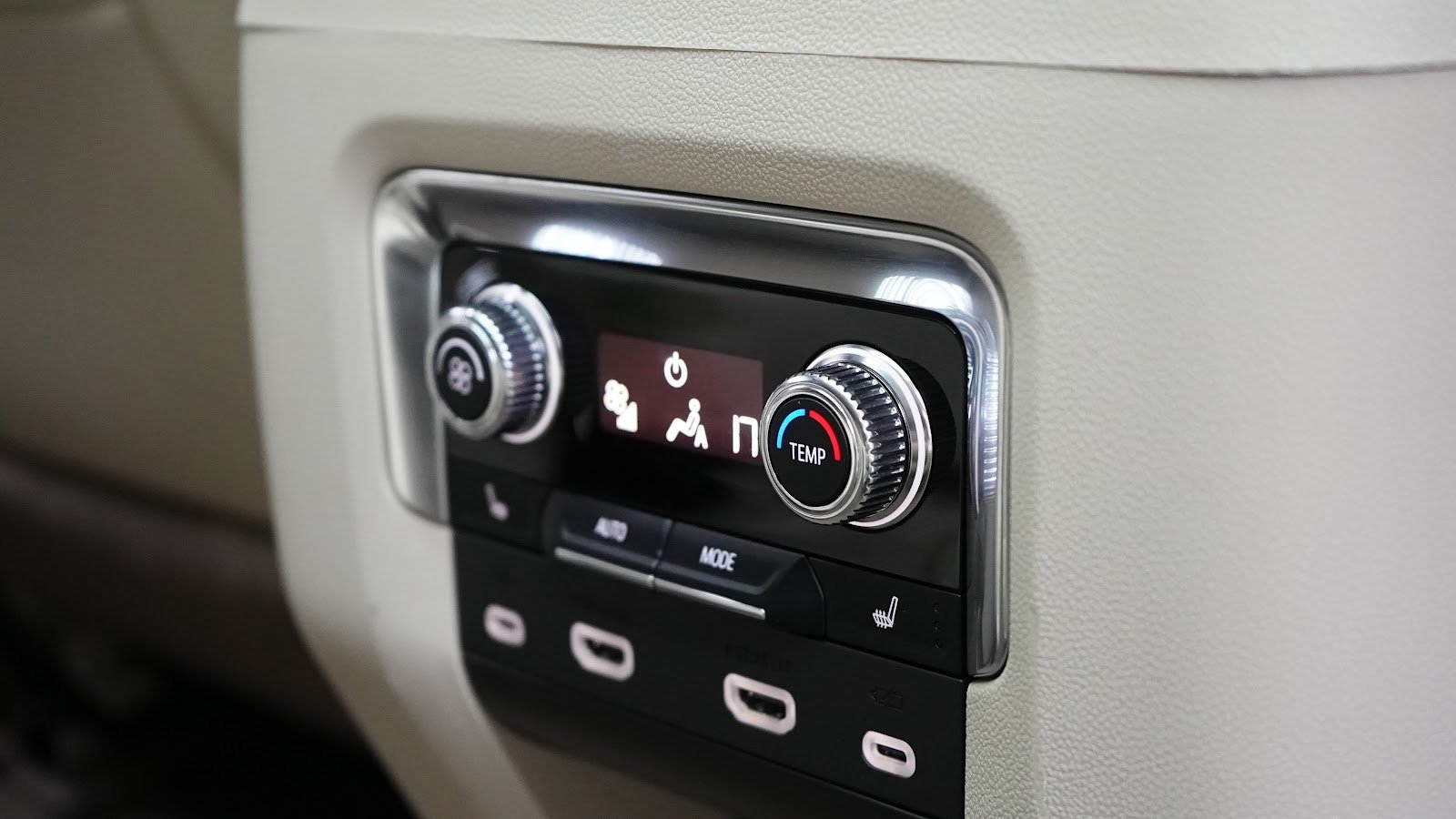 Rent GMC Yukon Denali in Dubai photo 12