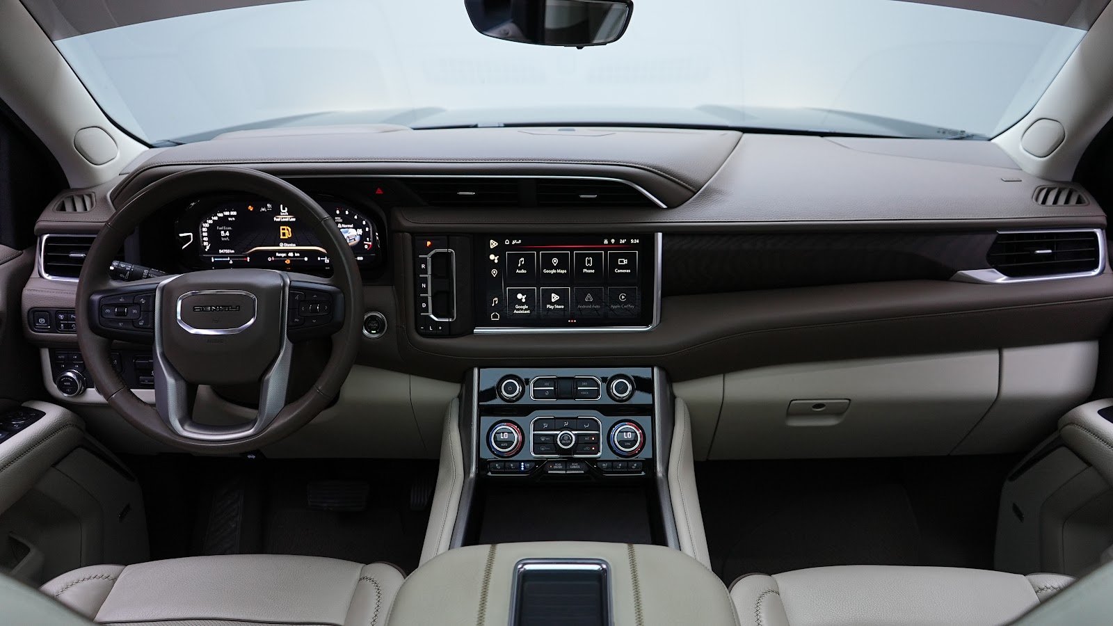 Rent GMC Yukon Denali in Dubai photo 20