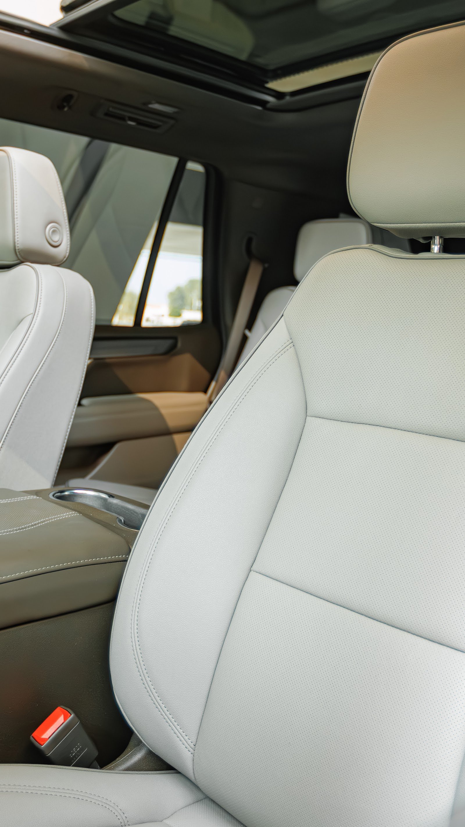Rent 2025 GMC Yukon Denali in Dubai photo 21