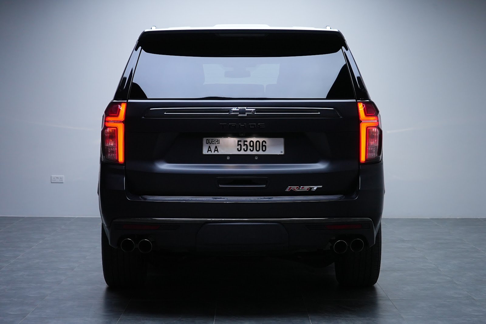 Rent Chevrolet Tahoe in Dubai photo 6