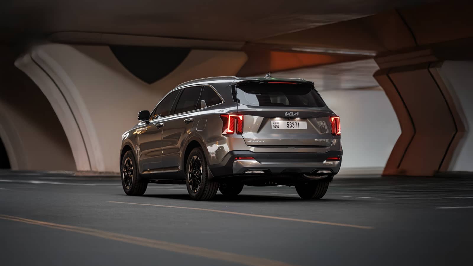 Rent Kia Sorento in Dubai (Brown) photo 4