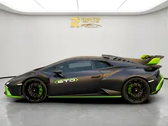 2022 Lamborghini Huracan for Rent in Al Barsha 1 (Grey) photo 2